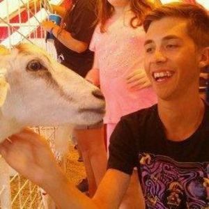 Meet your Posher, Nick